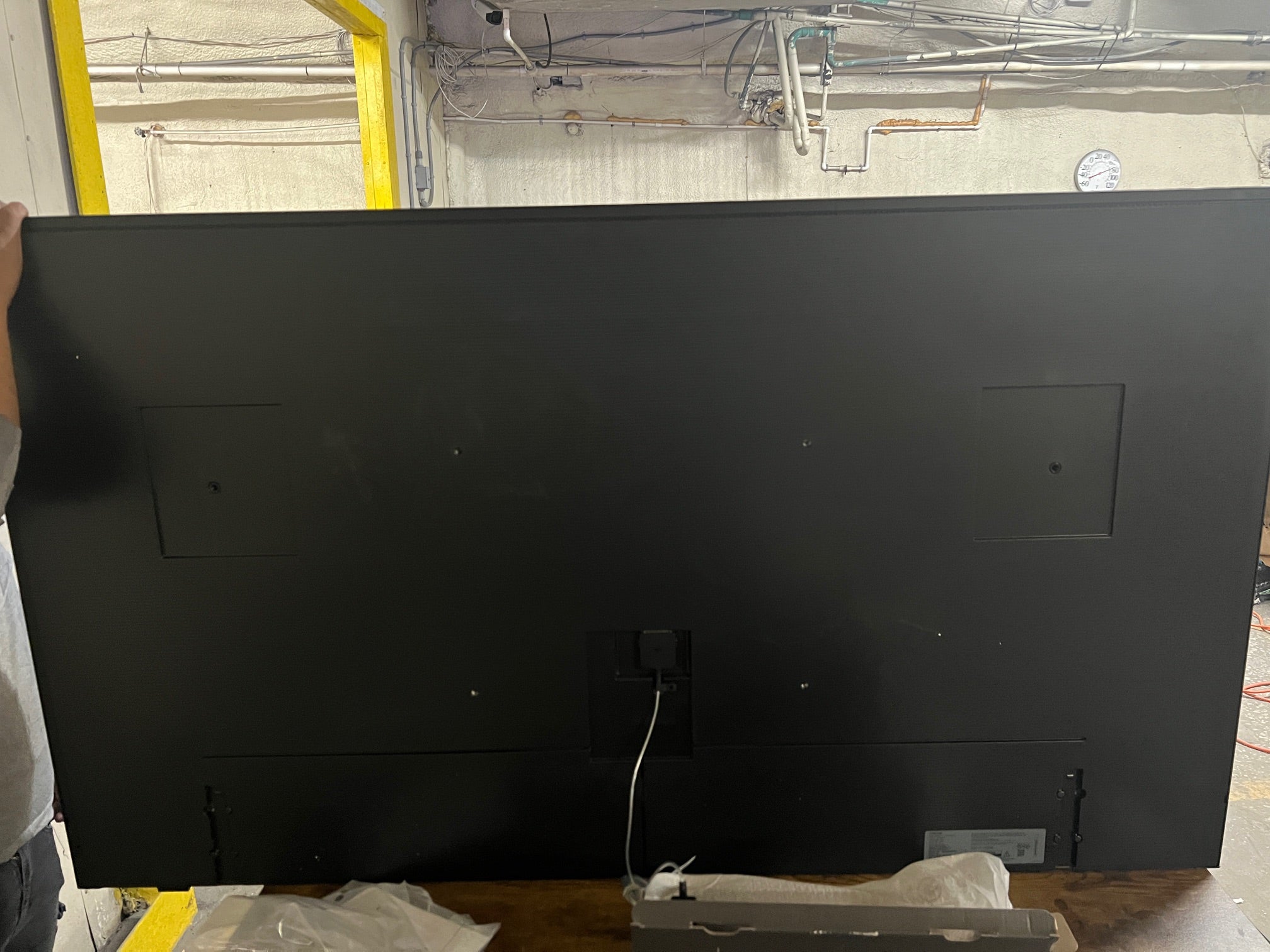 SAMSUNG 65-Inch Class QLED 4K The Frame